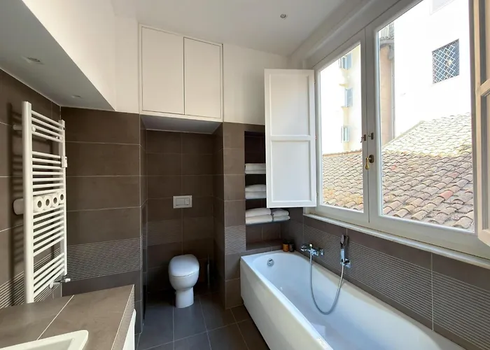 Appartamento The Condotti Boutique - Luxury Serviced Roma