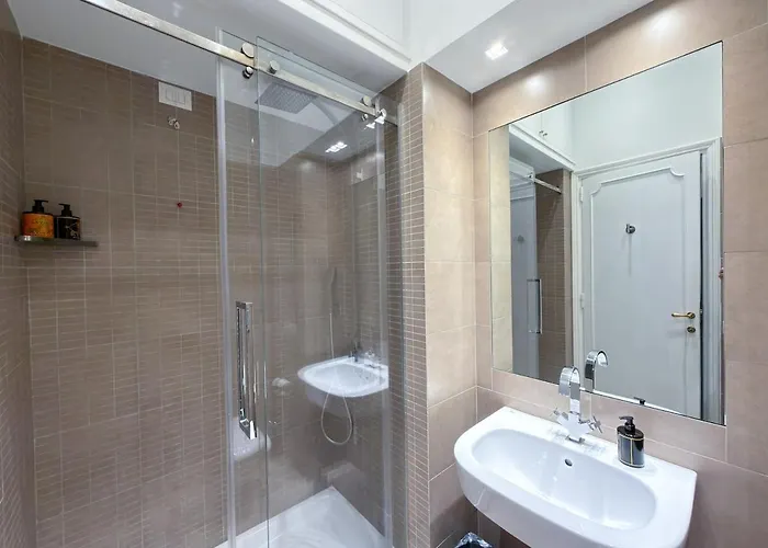 The Condotti Boutique - Luxury Serviced *